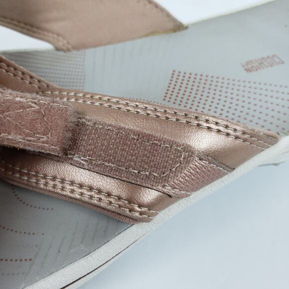 Cloudsteppers By Clarks Brinkley Womens Sz 8 Pink SlipOn Thong Flip Flop Sandals - Picture 10 of 12